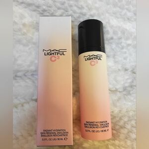 MAC Lightful C³ Radiant Hydration Skin Renewal Emulsion